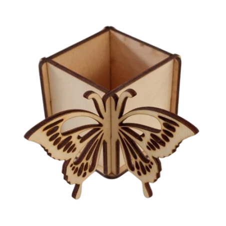 Cutie pentru aranjamente florale cu fluture