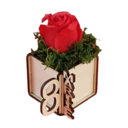 Cutie pentru aranjamente florale cu mesaj 8 Martie